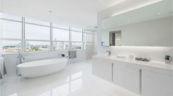 Bathe in Style: 10 of the World’s Best Bathrooms
